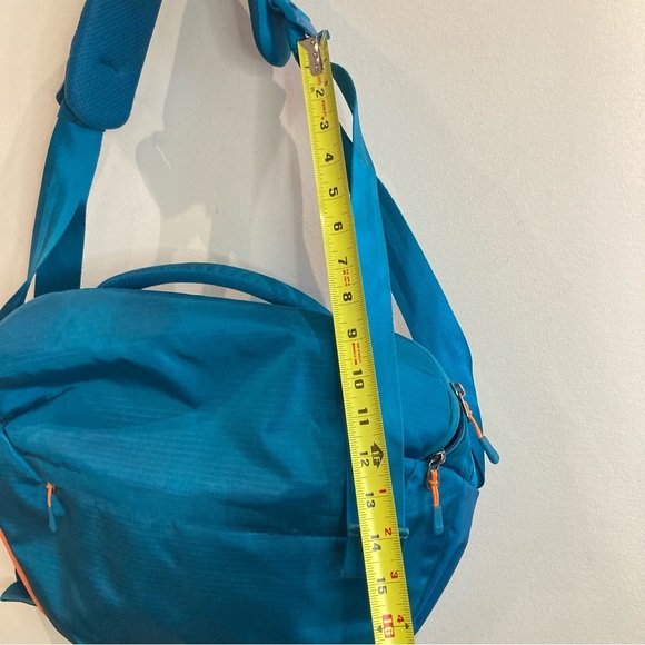 MEC  Stratis Messenger Shoulder Bag 13L Unisex laptop backpack daypack waist - Picture 8 of 16